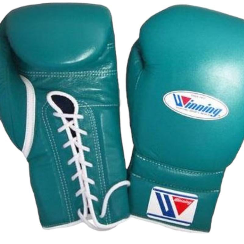 WINNING LACE-UP BOXING GLOVES